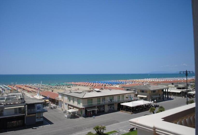 اتاق استاندارد با بالکن و چشم‌انداز دریا, Villa Tina