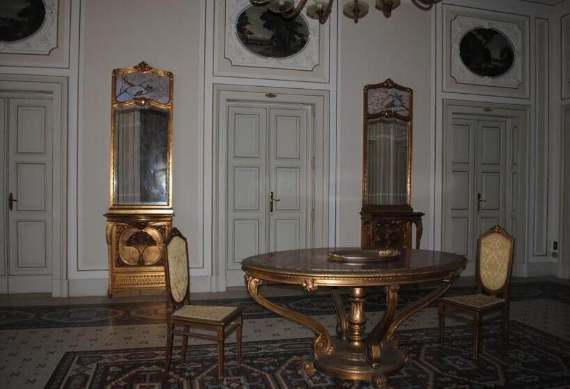 اتاق استاندارد چهارنفره با بالکن, Villa Tina