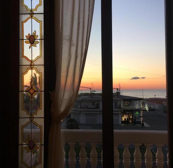 小型套房带海景, Villa Tina
