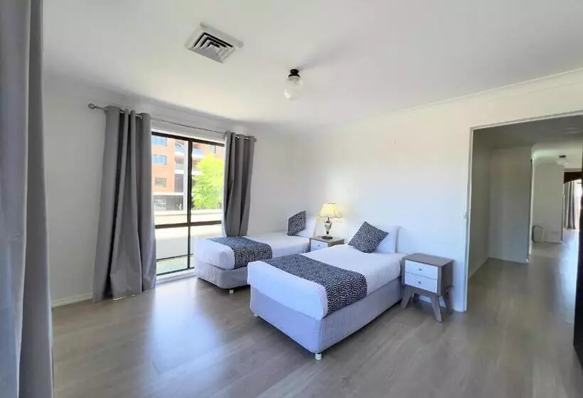 آپارتمان 2 خوابه, Albury Garden Court Motel