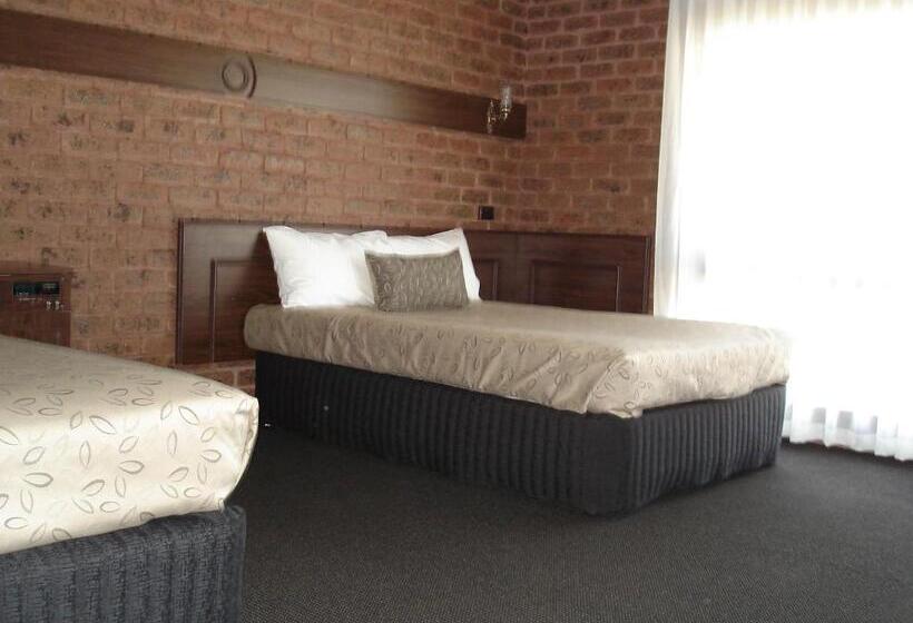 اتاق خانوادگی, Albury Townhouse Motel