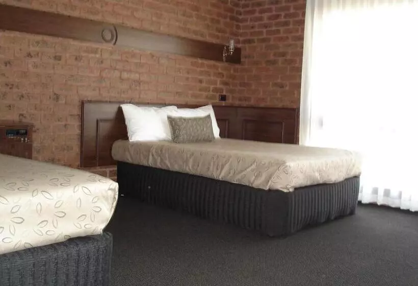 اتاق خانوادگی, Albury Townhouse Motel