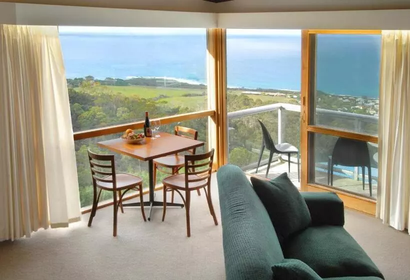 ツーベッドルーム　ヴィラ, Chris S Beacon Point Restaurant & Villas