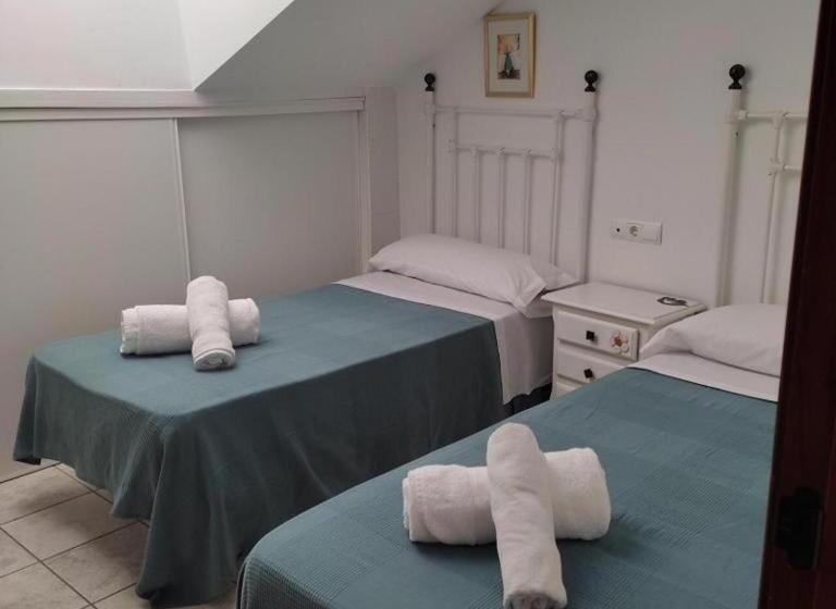 1 Bedroom Apartment with Terrace, Al Andalus
