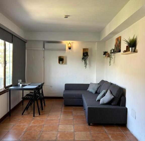 דירה בת חדר שינה 1 עם נוף, Al Andalus