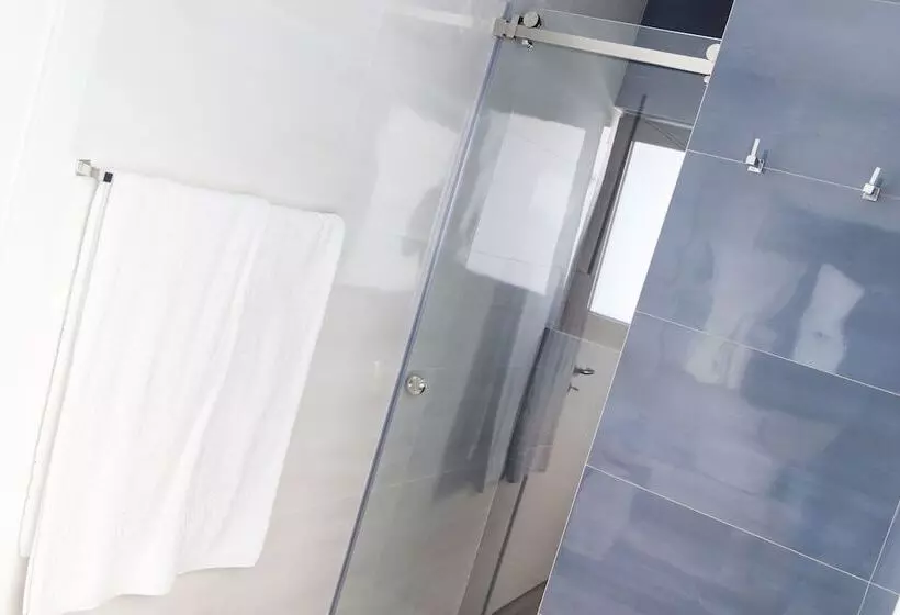 اتاق استاندارد سه تخته با بالکن, Boutique Hotel Casa Do Outeiro   Arts & Crafts