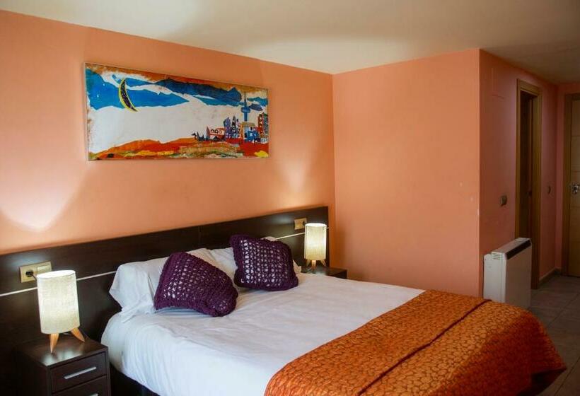 Quarto Estandar, Hostal Bavieca