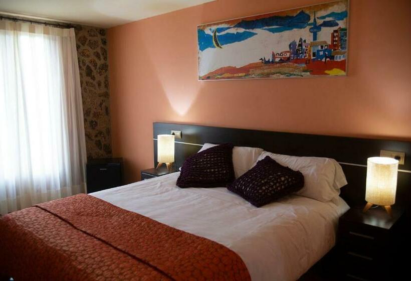 スタンダードルーム, Hostal Bavieca