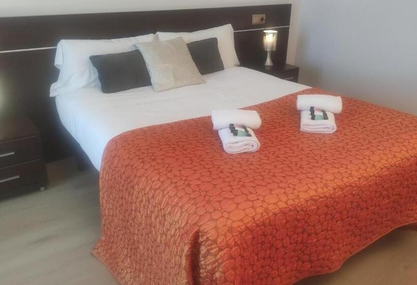 Номер Стандарт, Hostal Bavieca