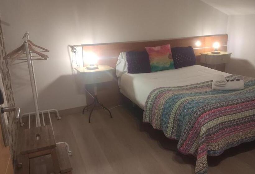 Quarto Economy Individual, Hostal Bavieca