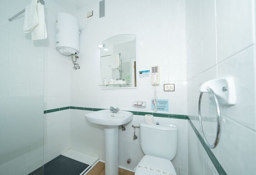 חדר סטנדרט, Ida Ines