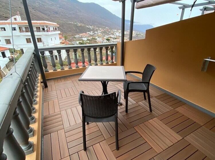 חדר סטנדרט, Ida Ines