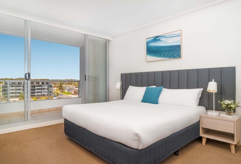 Апартаменты 3 Спальни Вид на Море, Mantra The Observatory