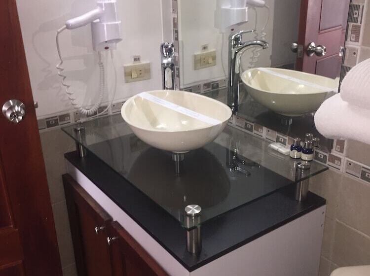 غرفة قياسية فردية, Mediterraneo