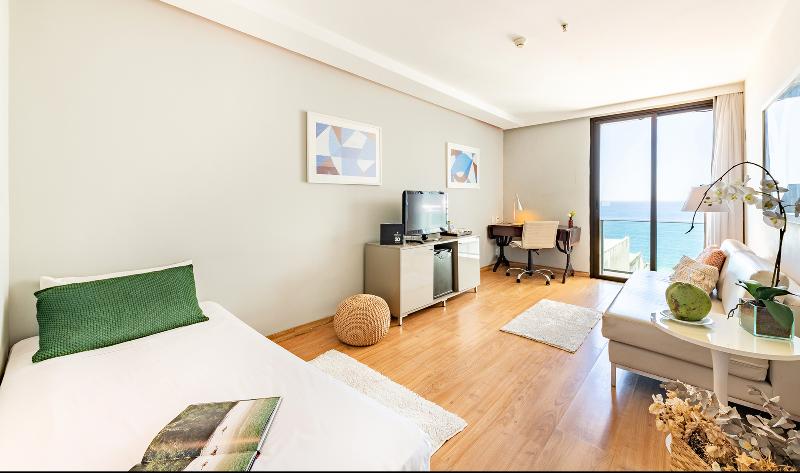 سوییت با چشم‌انداز جانبی دریا, Pestana Rio Atlantica