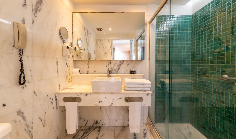 سوییت با چشم‌انداز جانبی دریا, Pestana Rio Atlantica