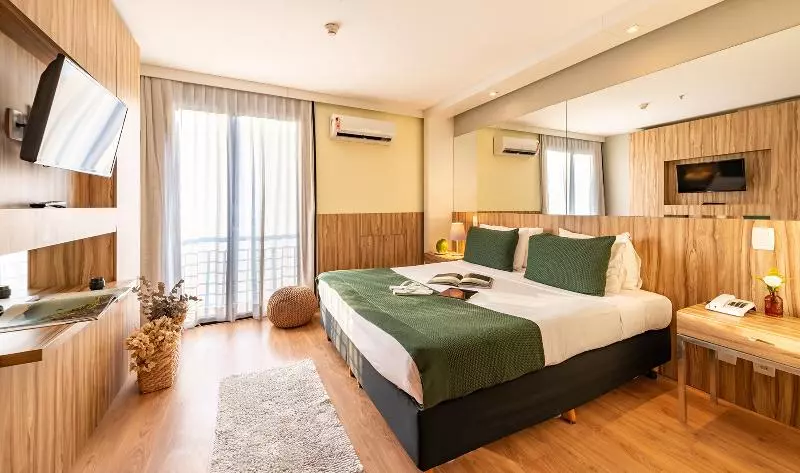 Sviitti Sivuttainen Merinäkymä, Pestana Rio Atlantica