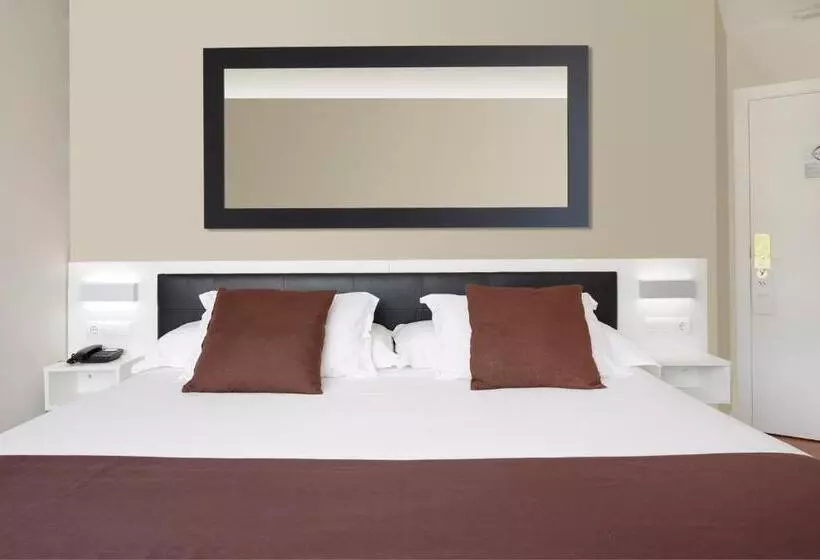 Superior Room with Terrace, & Thalasso Villa Antilla