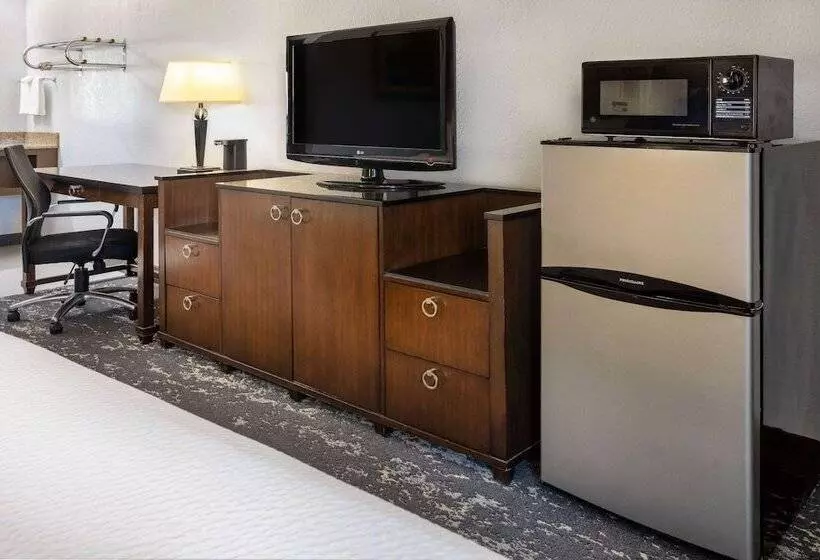 اتاق استاندارد با 2 تخت دوبل, Travelodge By Wyndham Appleton