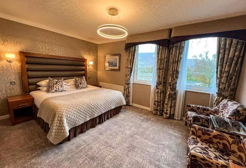 レイクビュースタンダードルーム, Lodore Falls Hotel & Spa