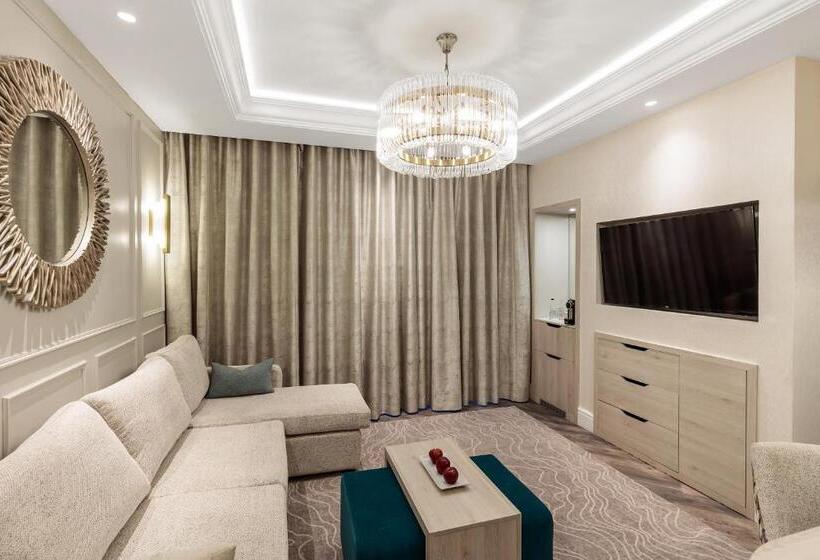 주니어 스위트, Lodore Falls Hotel & Spa