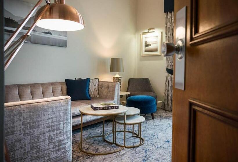 스위트, Lodore Falls Hotel & Spa