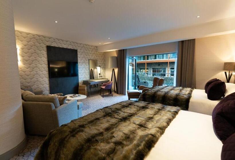 스위트, Lodore Falls Hotel & Spa