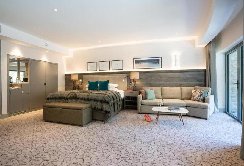 디럭스 스위트, Lodore Falls Hotel & Spa