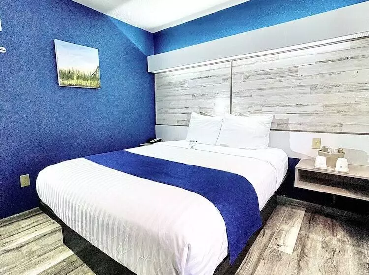 身障者適用スタンダードルーム, Microtel Inn & Suites By Wyndham Tomah