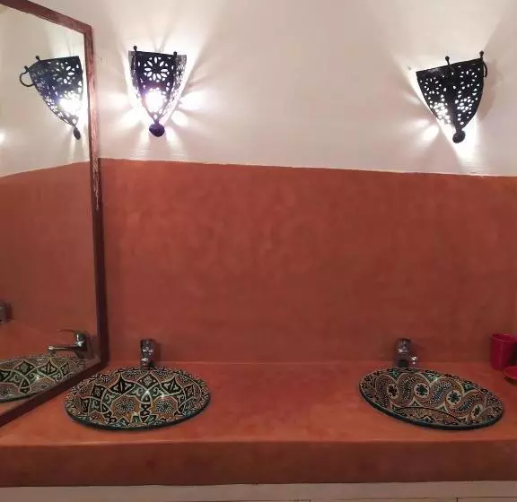 اتاق لوکس, Riad Haizea Mogador