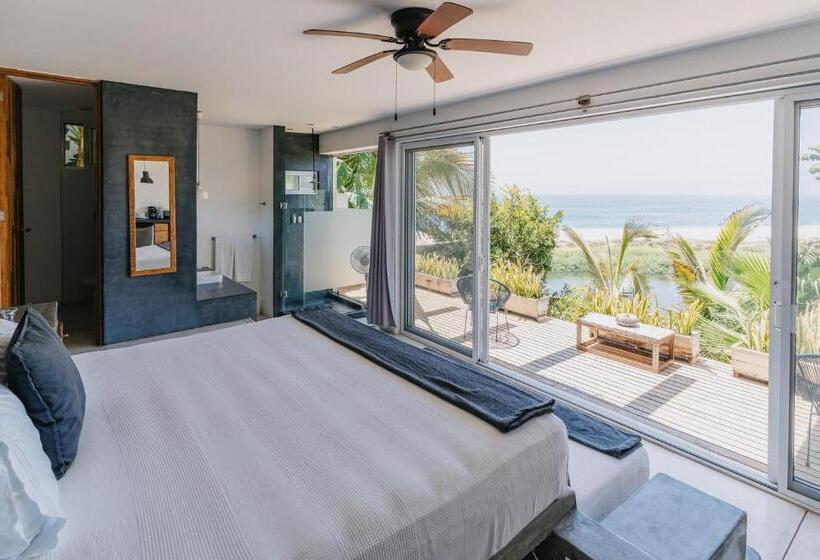 חדר סטנדרט עם מיטת קינג, Villas La Mar   Adults 15 Plus