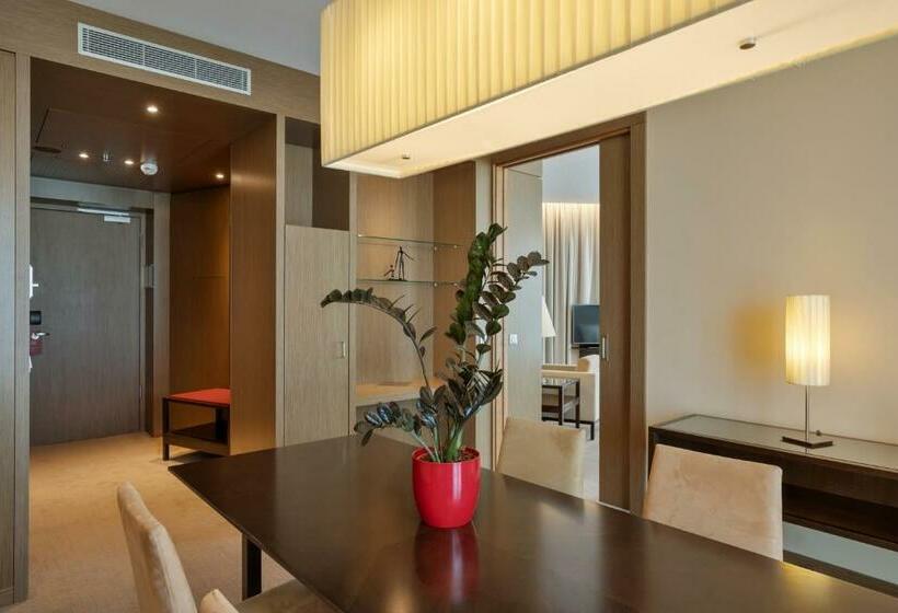 스위트, Austria Trend Hotel Savoyen Vienna   4 Stars Superior