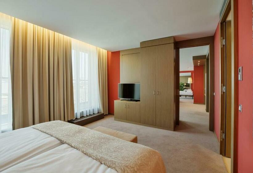 سوییت, Austria Trend Hotel Savoyen Vienna   4 Stars Superior
