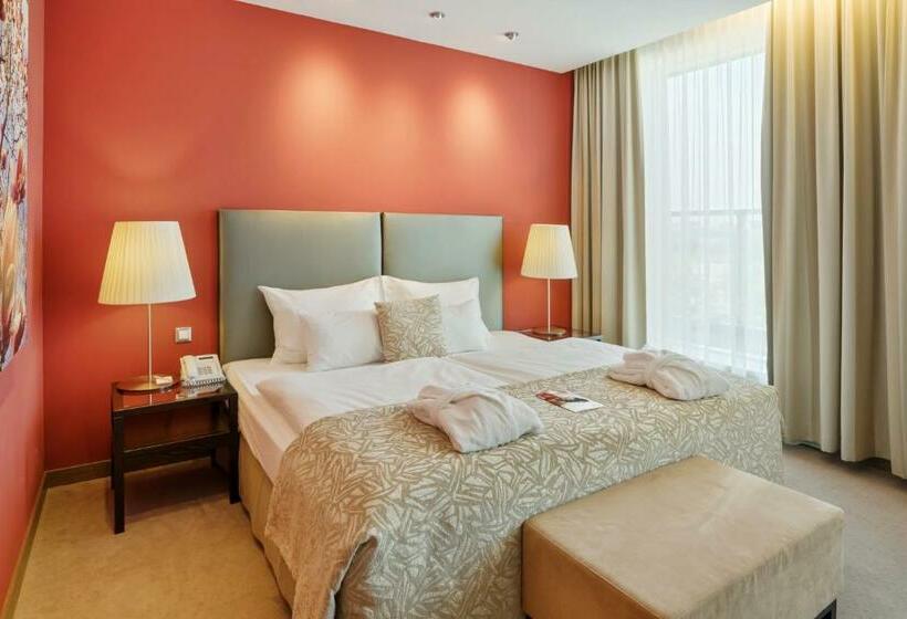 스위트, Austria Trend Hotel Savoyen Vienna   4 Stars Superior