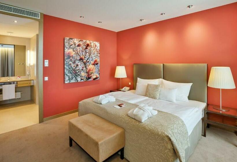 سوییت, Austria Trend Hotel Savoyen Vienna   4 Stars Superior