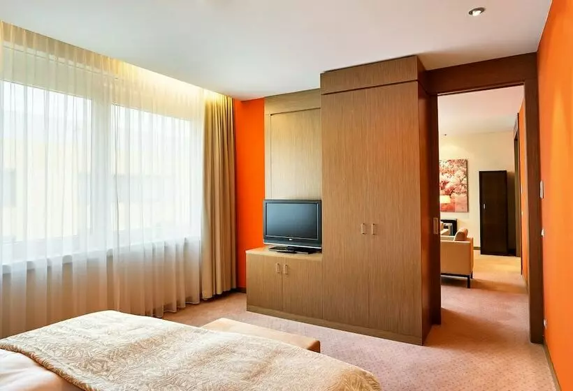 سوییت اجرایی, Austria Trend Hotel Savoyen Vienna   4 Stars Superior