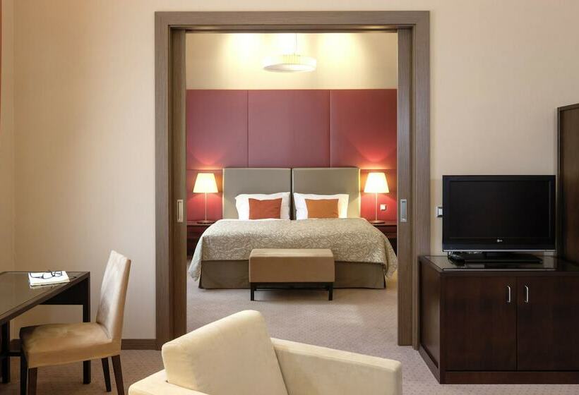 اتاق خانوادگی, Austria Trend Hotel Savoyen Vienna   4 Stars Superior