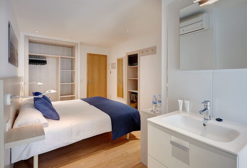 Номер Стандарт, Colonial