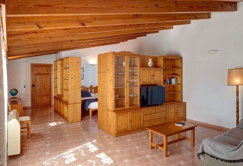 Апартаменты 1 Спальня, Colonial