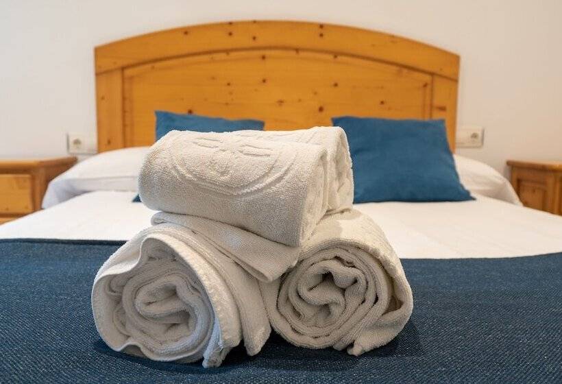 Апартаменты 2 Спальни, Colonial