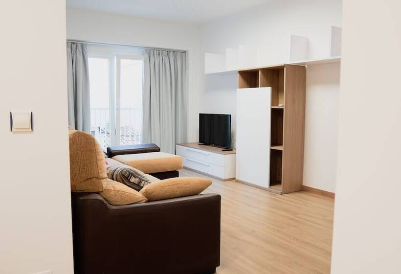 Апартаменты 2 Спальни, Colonial