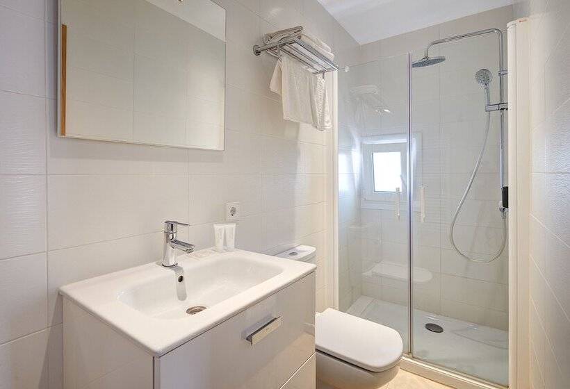 Номер Стандарт, Colonial