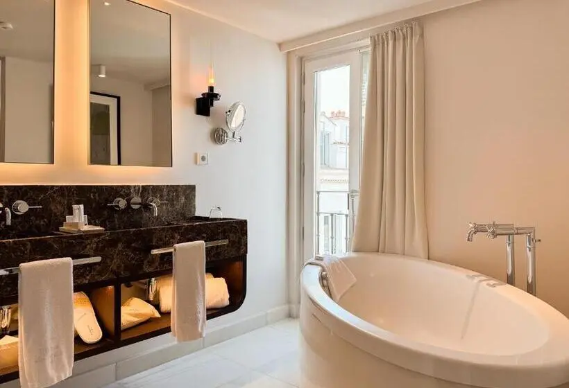 اتاق استاندارد, Hospes Puerta De Alcalá, A Member Of Design Hotels
