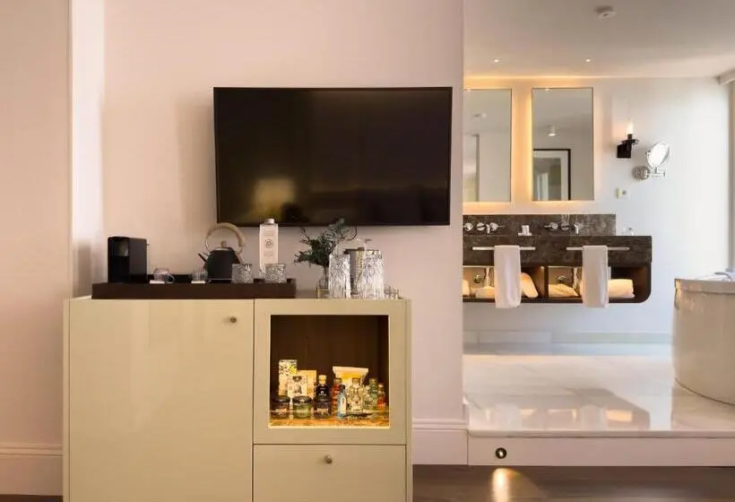 اتاق استاندارد, Hospes Puerta De Alcalá, A Member Of Design Hotels