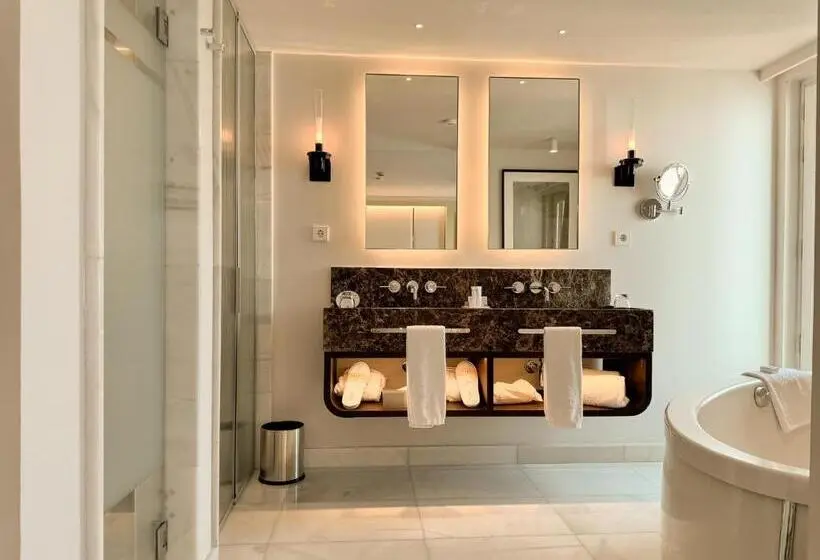 اتاق استاندارد, Hospes Puerta De Alcalá, A Member Of Design Hotels
