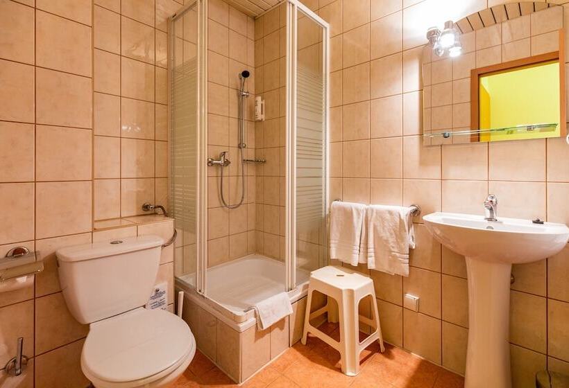 标准三人间, Jordan Pokoje Gościnne