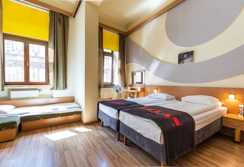 标准三人间, Jordan Pokoje Gościnne