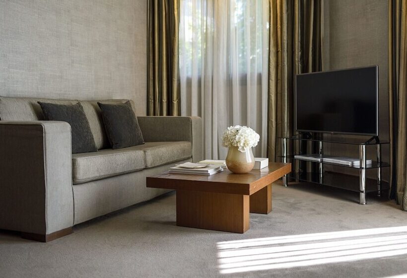 Family Suite, Anatolia