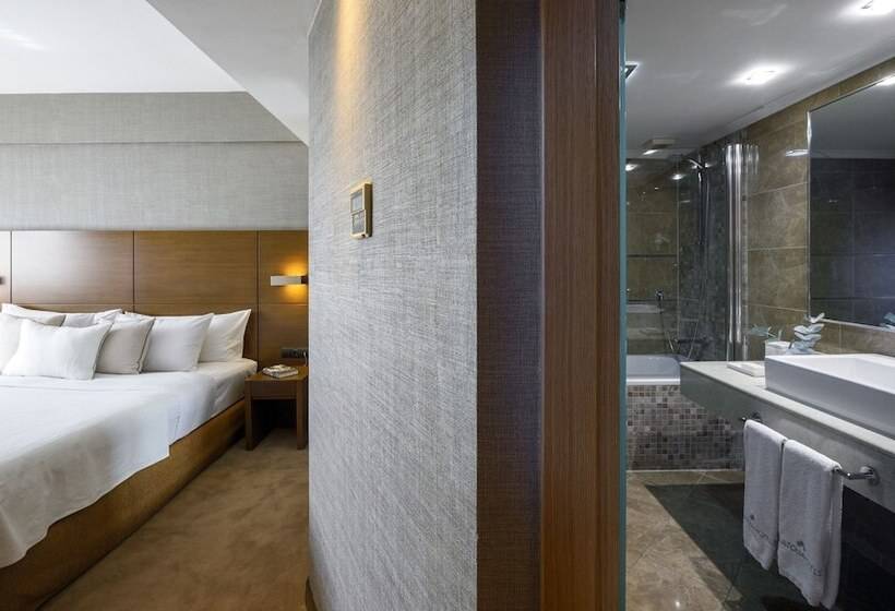 Family Suite, Anatolia