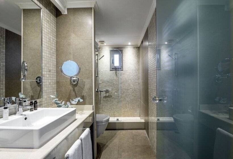 Family Suite, Anatolia